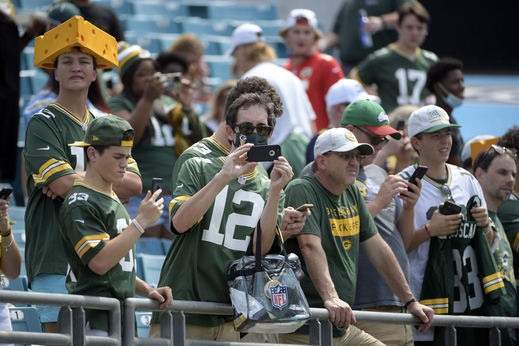 Packers Saints Football